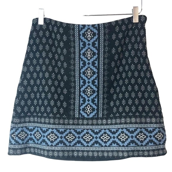 LOFT Dresses & Skirts - LOFT Scandinavian Style Embroidered Mini Pencil Skirt Blue‎ & Black Size 8